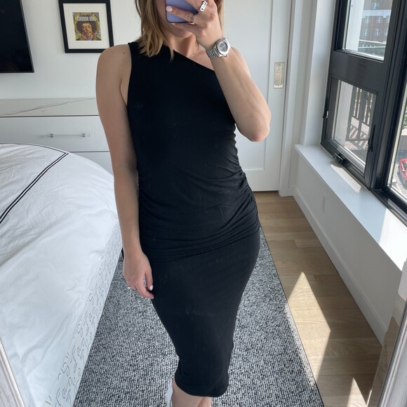 Isabella Oliver Maternity One Shoulder Bodycon Dress Black 1 - Picture 3 of 7